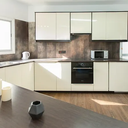Cristiana Seaview With Shared Facilities *