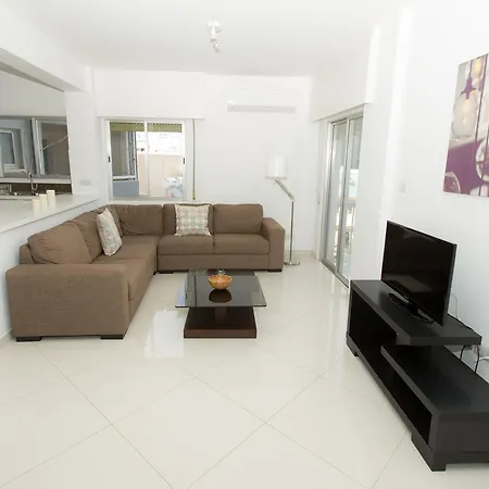 Cristiana Seaview With Shared Facilities